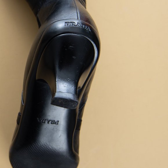 Authentic Prada Milano Women’s Leather Low Kitten Heel Bootie Size 36.5 EUC - Picture 5 of 5